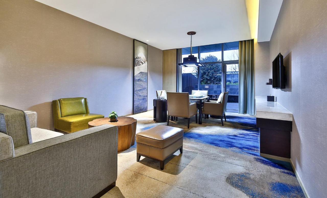 Hotel Crowne Plaza Chengdu Wenjiang By Ihg Exterior foto